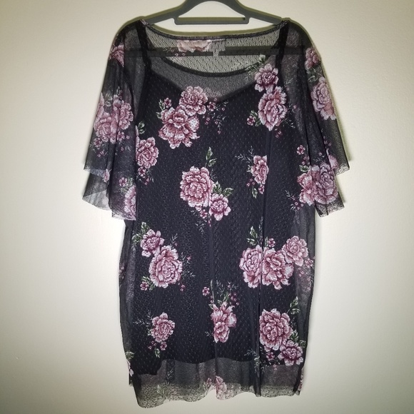 h.i.p. Tops - 🌹H.I.P Viana Floral Mesh Top 2X